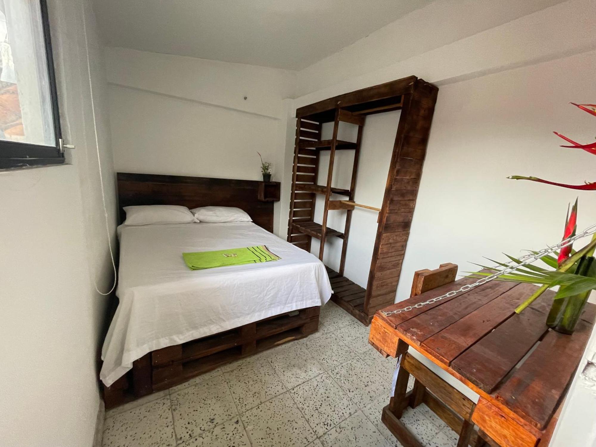 Chontaduro Casa Colonial En Pleno Centro Historico De Cali- Se Alquila La Casa Entera 12 O 13 Personas O Por Privatunterkunft Cali